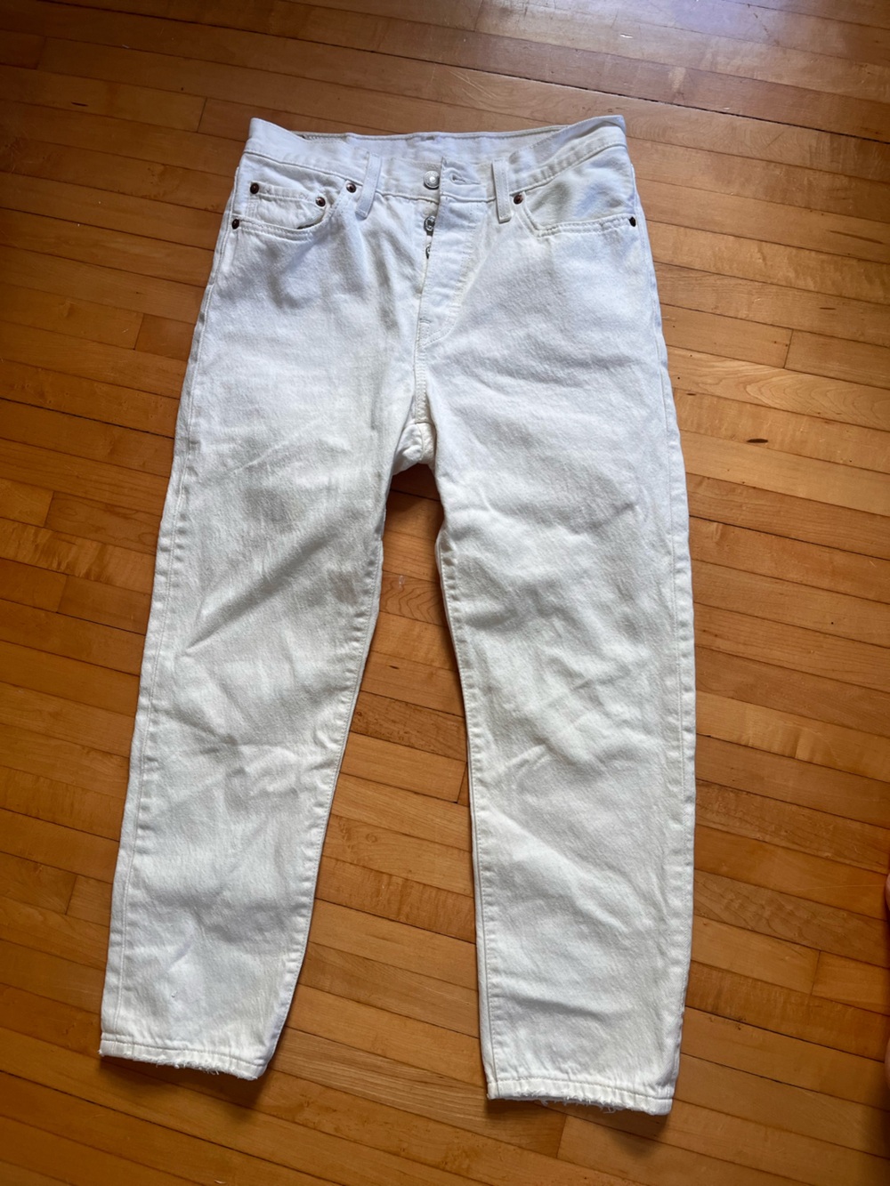 Levi’s 501 Original Fit Cropped Women’s Jeans in Cream/Ecru